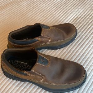 Sketchers Men’s shoes size 10.5M